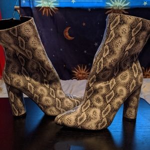 Fashion Nova Midnight Lover Snake Boots